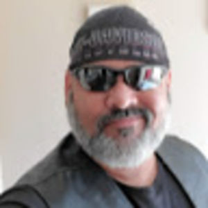 Meet your Posher, Carlos